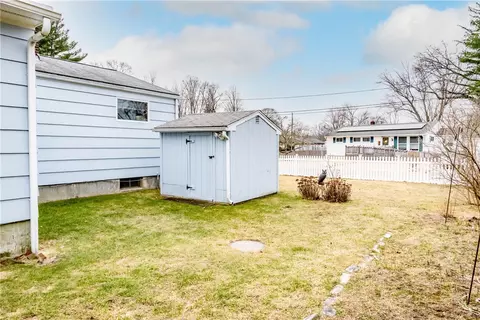 25 Cactus St, Warwick, RI 02886 photo 37