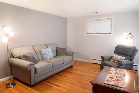 25 Cactus St, Warwick, RI 02886 photo 11