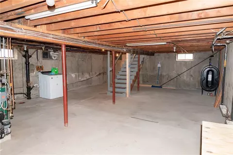 25 Cactus St, Warwick, RI 02886 photo 35