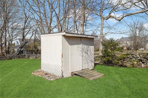 3 Circle Dr, Middletown, RI 02842 photo 45