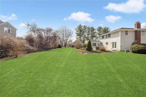 3 Circle Dr, Middletown, RI 02842 photo 41