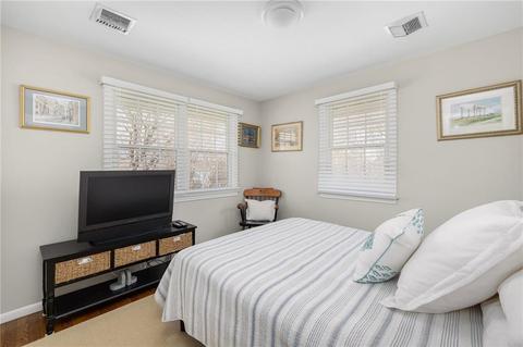 3 Circle Dr, Middletown, RI 02842 photo 28