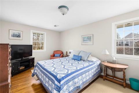 3 Circle Dr, Middletown, RI 02842 photo 31