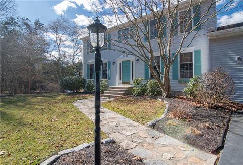 10 Windward Dr, Westerly, RI 02891 photo 2
