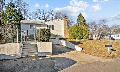 45 Becker St, Warwick, RI 02886 photo 6