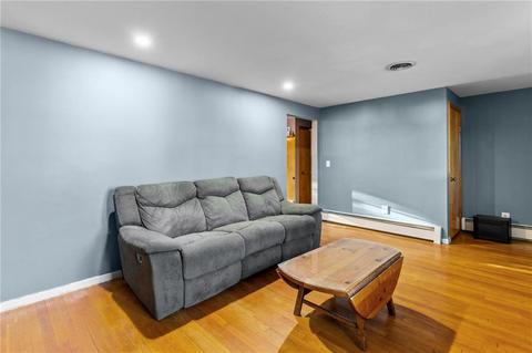 45 Becker St, Warwick, RI 02886 photo 36