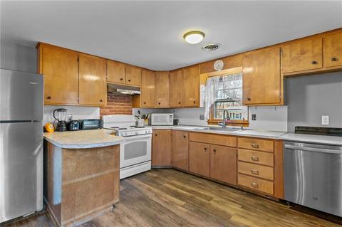 45 Becker St, Warwick, RI 02886 photo 25