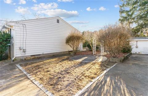 45 Becker St, Warwick, RI 02886 photo 11