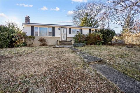 45 Becker St, Warwick, RI 02886 photo 4