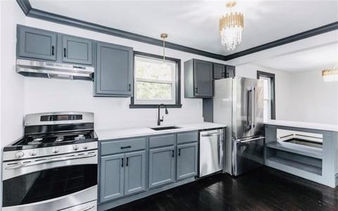 902 Main Ave, Warwick, RI 02886 photo 1