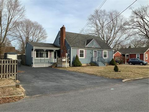 28 Keystone Dr, Warwick, RI 02889 photo 5