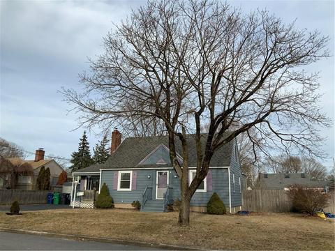 28 Keystone Dr, Warwick, RI 02889 photo 3