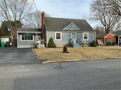 28 Keystone Dr, Warwick, RI 02889 photo 1