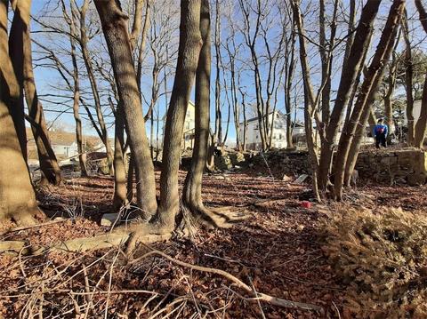 30 Pierce St, Westerly, RI 02891 photo 5