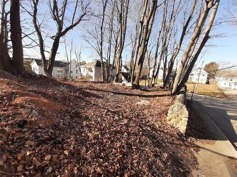 30 Pierce St, Westerly, RI 02891 photo 6