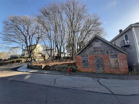 30 Pierce St, Westerly, RI 02891 photo 3