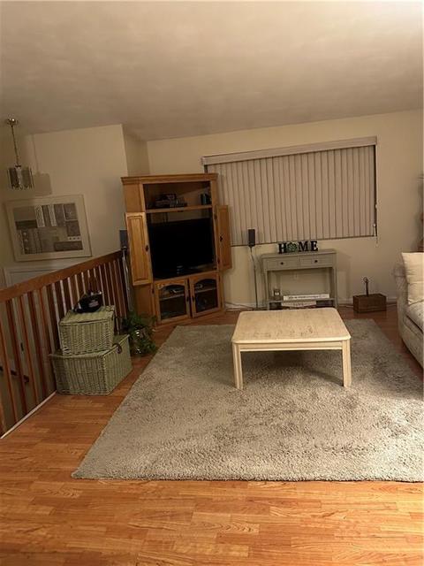 2 Partridge Dr, Coventry, RI 02816 photo 3