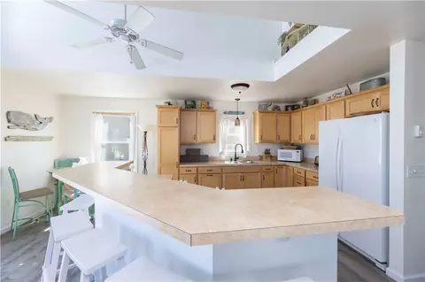 6 Benson Ave, Westerly, RI 02891 photo 11