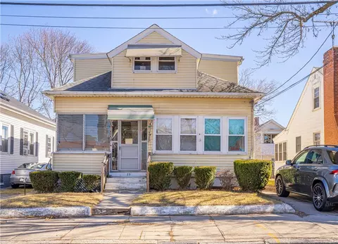 35 Rowan St, Providence, RI 02908 photo 1