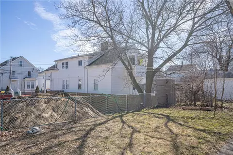 35 Rowan St, Providence, RI 02908 photo 6