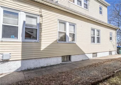 35 Rowan St, Providence, RI 02908 photo 5