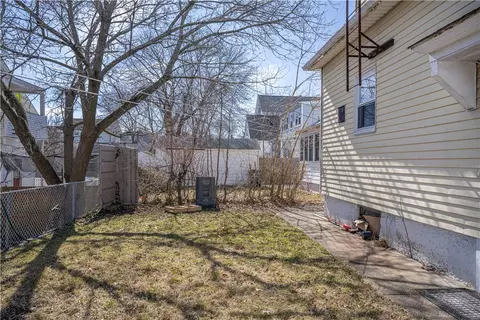 35 Rowan St, Providence, RI 02908 photo 7