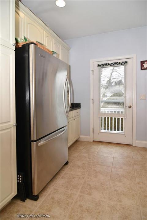 4 Jarod Ct, Coventry, RI 02816 photo 5