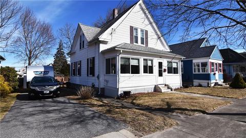 80 Newport St, Woonsocket, RI 02895 photo 1