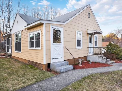10 Paulette St, Mapleville, RI 02839 photo 6