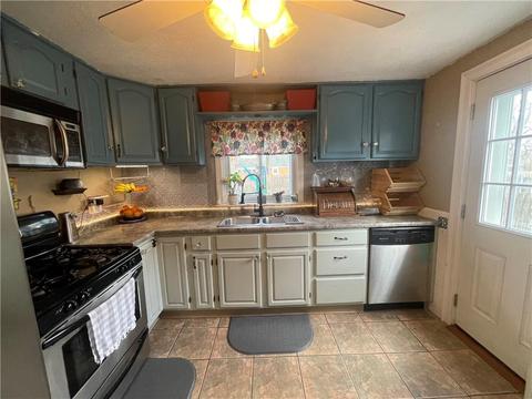 34 Macarthur Dr, Warwick, RI 02889 photo 8