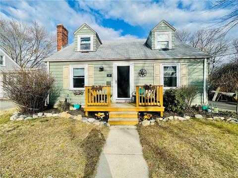 34 Macarthur Dr, Warwick, RI 02889 photo 1
