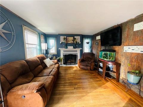 34 Macarthur Dr, Warwick, RI 02889 photo 12