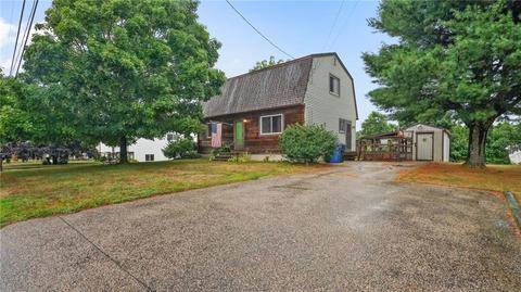 23 Spencer Dr, Westerly, RI 02891 photo 2