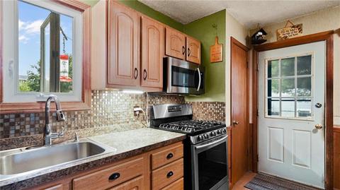 23 Spencer Dr, Westerly, RI 02891 photo 14