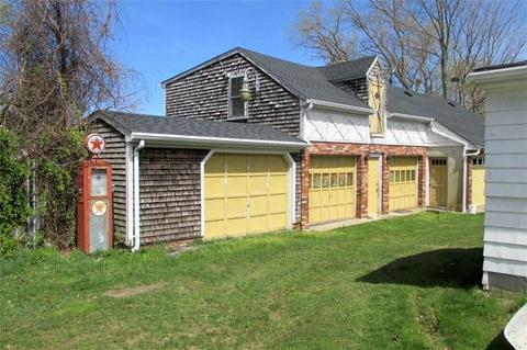 1374 Slade St, Fall River, MA 02721 photo 8