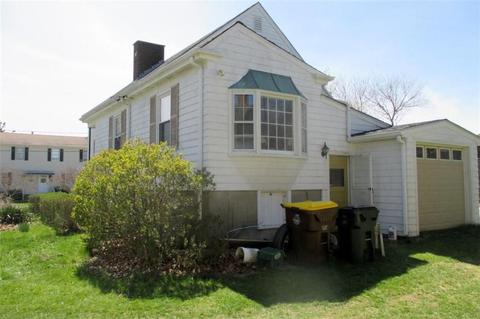 1374 Slade St, Fall River, MA 02721 photo 4