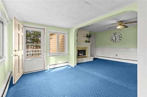 25 Bruce Ln, Warwick, RI 02886 photo 9