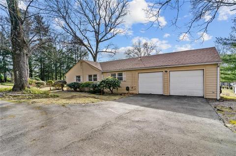 25 Bruce Ln, Warwick, RI 02886 photo 6