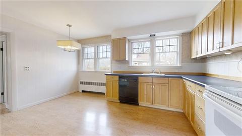 83 Lefrancois Blvd, Woonsocket, RI 02895 photo 4