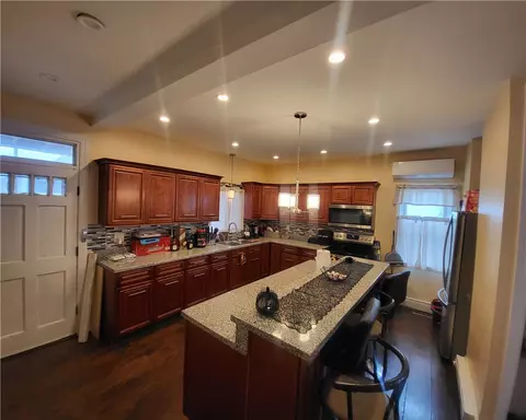 15 Elder Pl, Providence, RI 02909 photo 18