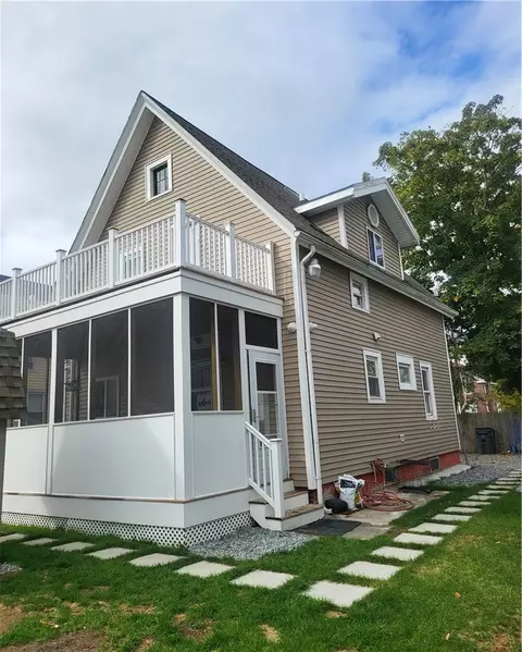 15 Elder Pl, Providence, RI 02909 photo 1