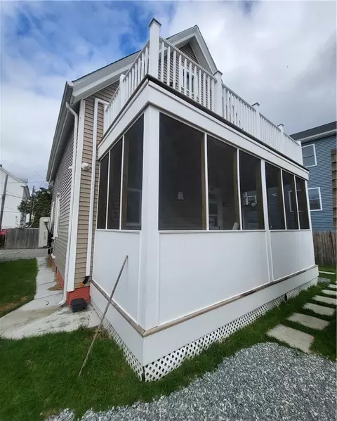 15 Elder Pl, Providence, RI 02909 photo 9