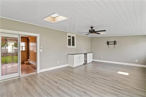 295 Potters Ave, Warwick, RI 02886 photo 7