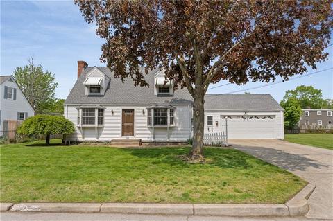 295 Potters Ave, Warwick, RI 02886 photo 2