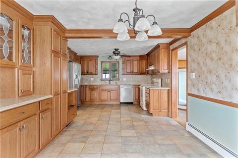 295 Potters Ave, Warwick, RI 02886 photo 10