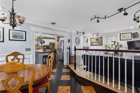 32 Railroad Row, Warwick, RI 02886 photo 13