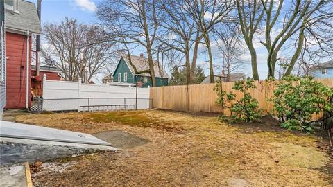 143 Bennett St, Woonsocket, RI 02895 photo 8