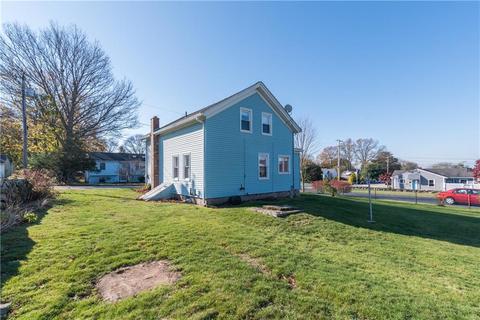 19 State St, Westerly, RI 02891 photo 4