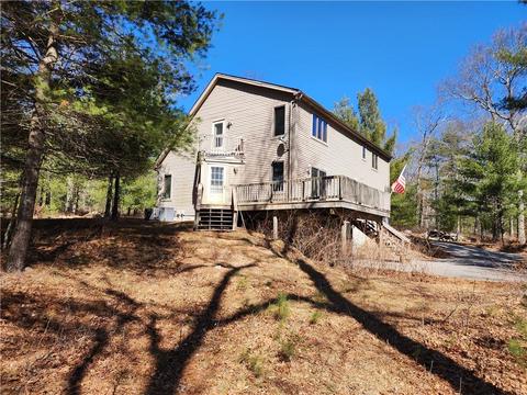 18 Isthmus Rd, Foster, RI 02825