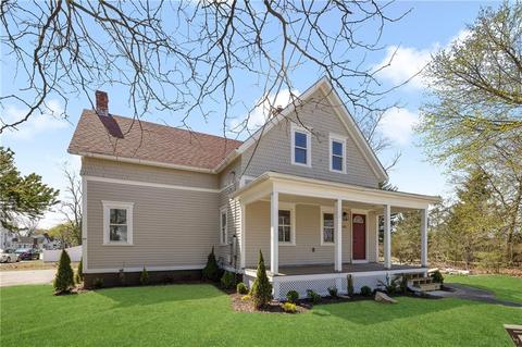 680 Main Ave, Warwick, RI 02886 photo 1